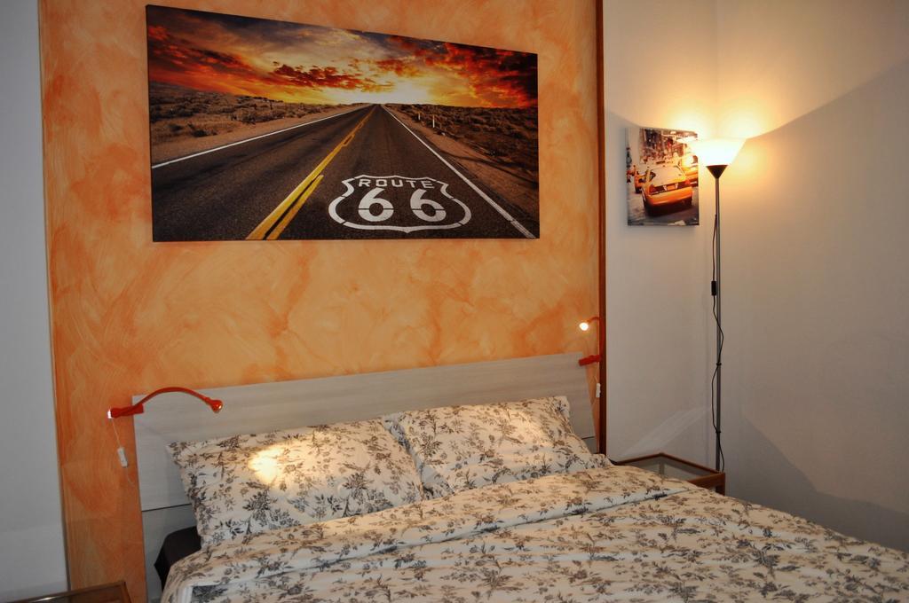فاريسّي Invilla B&B الغرفة الصورة